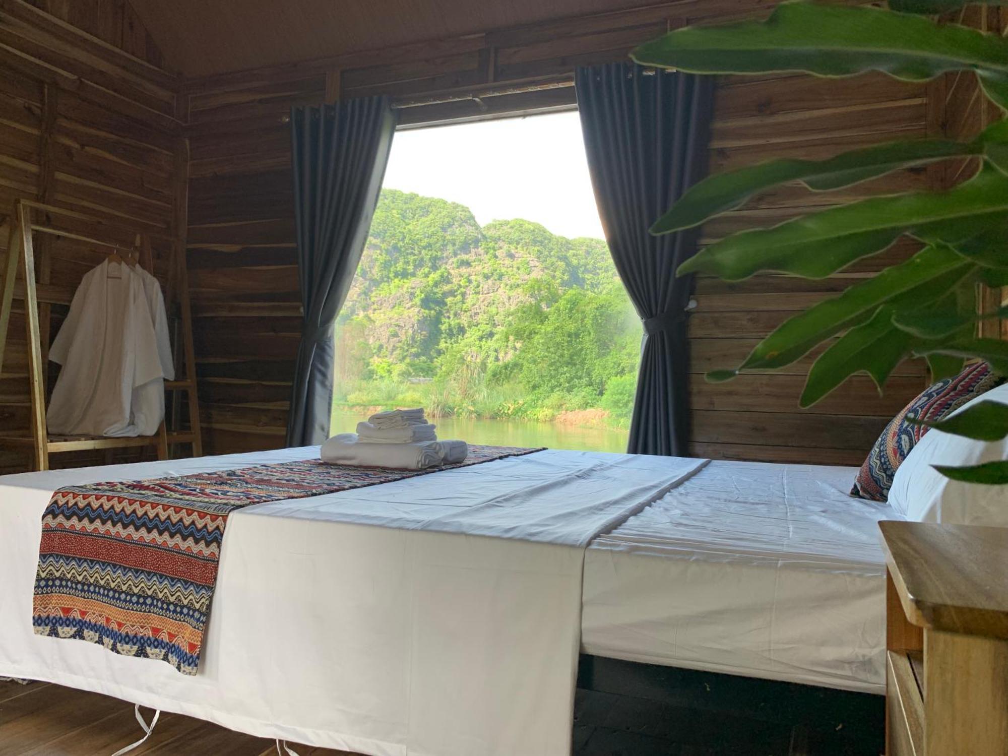 Peaceful Refuge Homestay ニンビン エクステリア 写真