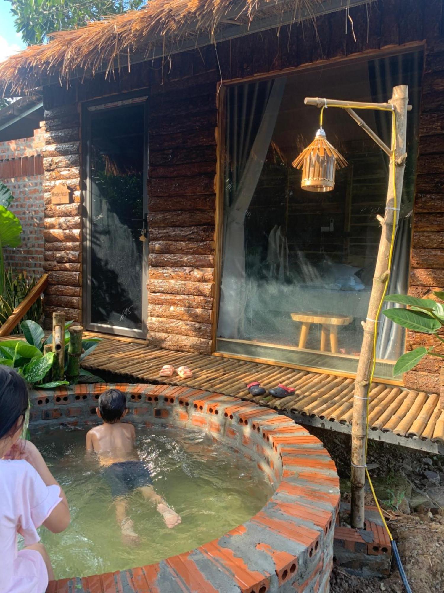 Peaceful Refuge Homestay ニンビン エクステリア 写真